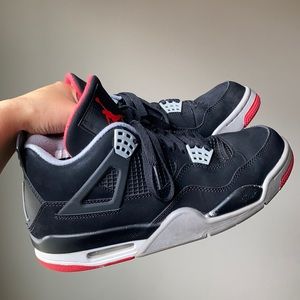 Nike Air Jordan 4 Bred
